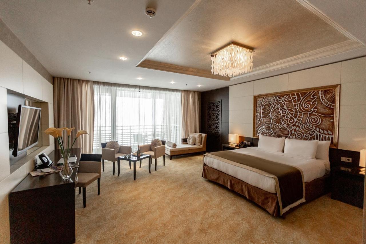 Resort & 4*