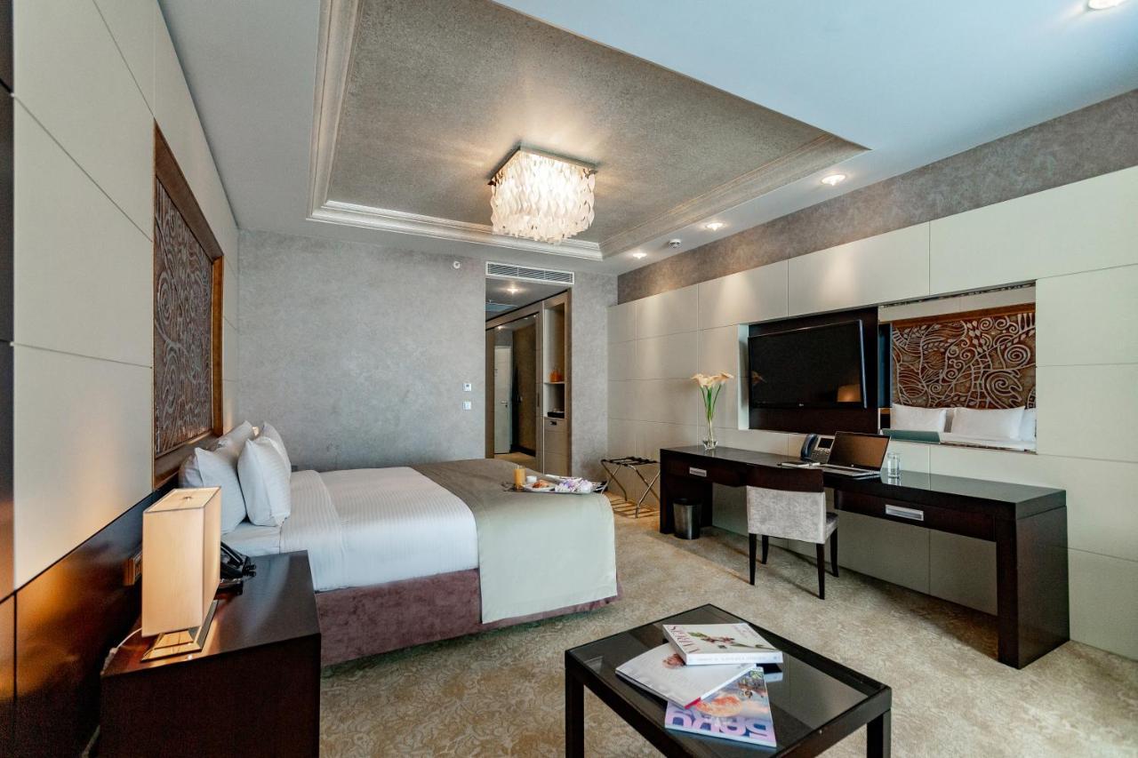 & 4* Shahdag